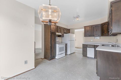 Tiny photo for 26122 Summerdale Drive, Southfield City, MI 48033 (MLS # 20251053781)