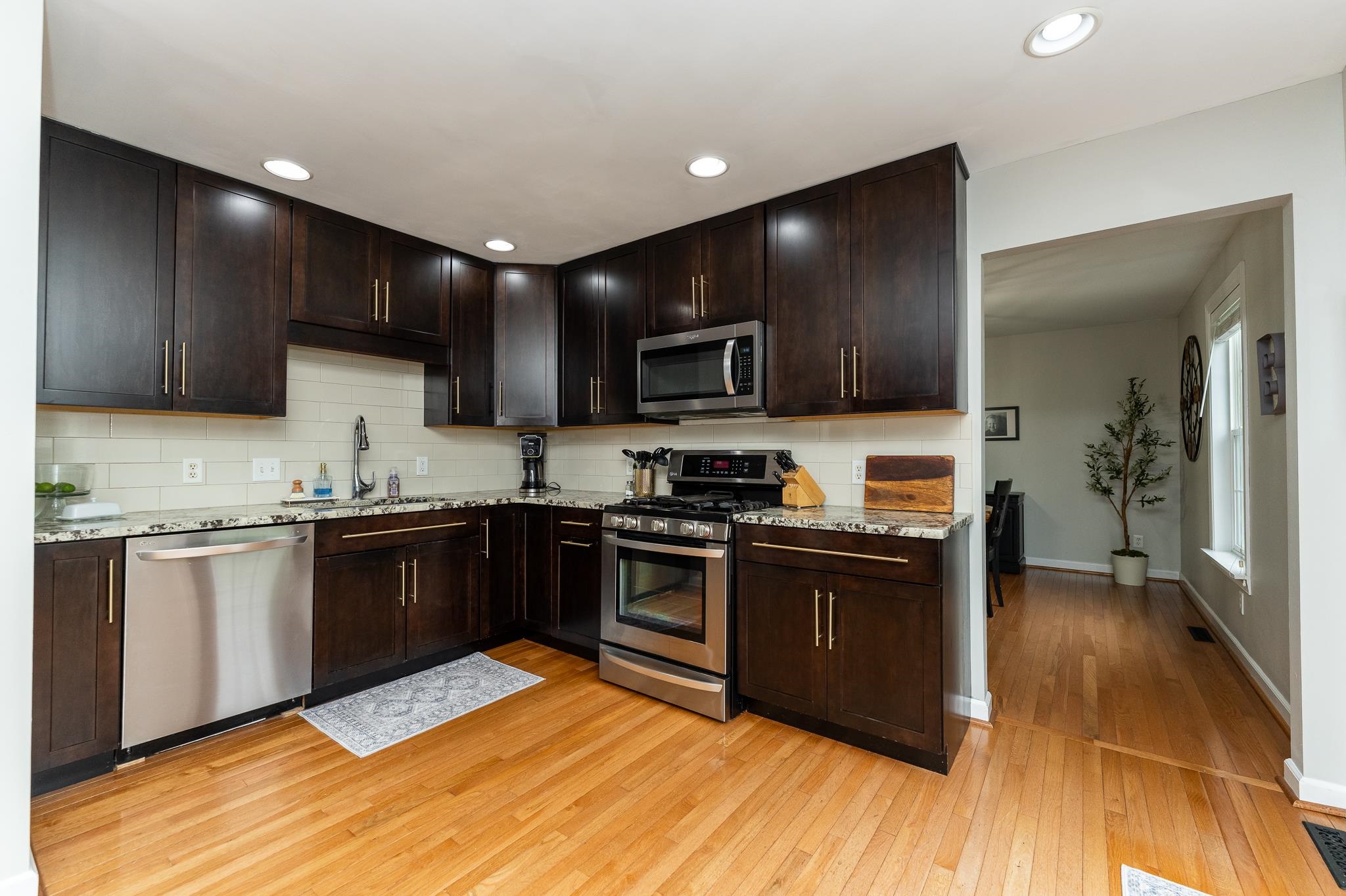 4524 E Millbrook