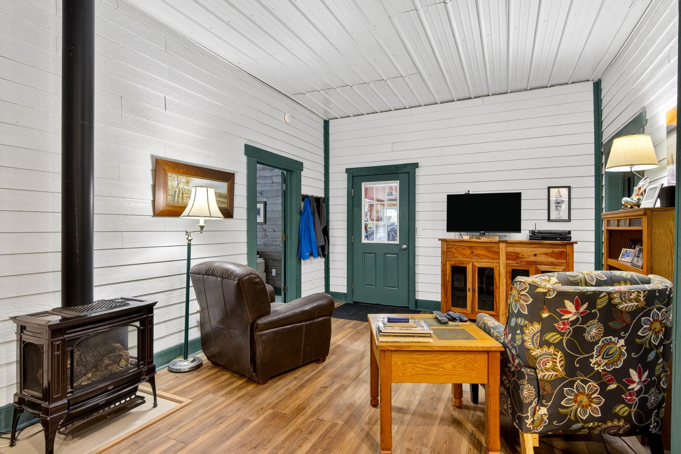 11775 Country Acres Drive