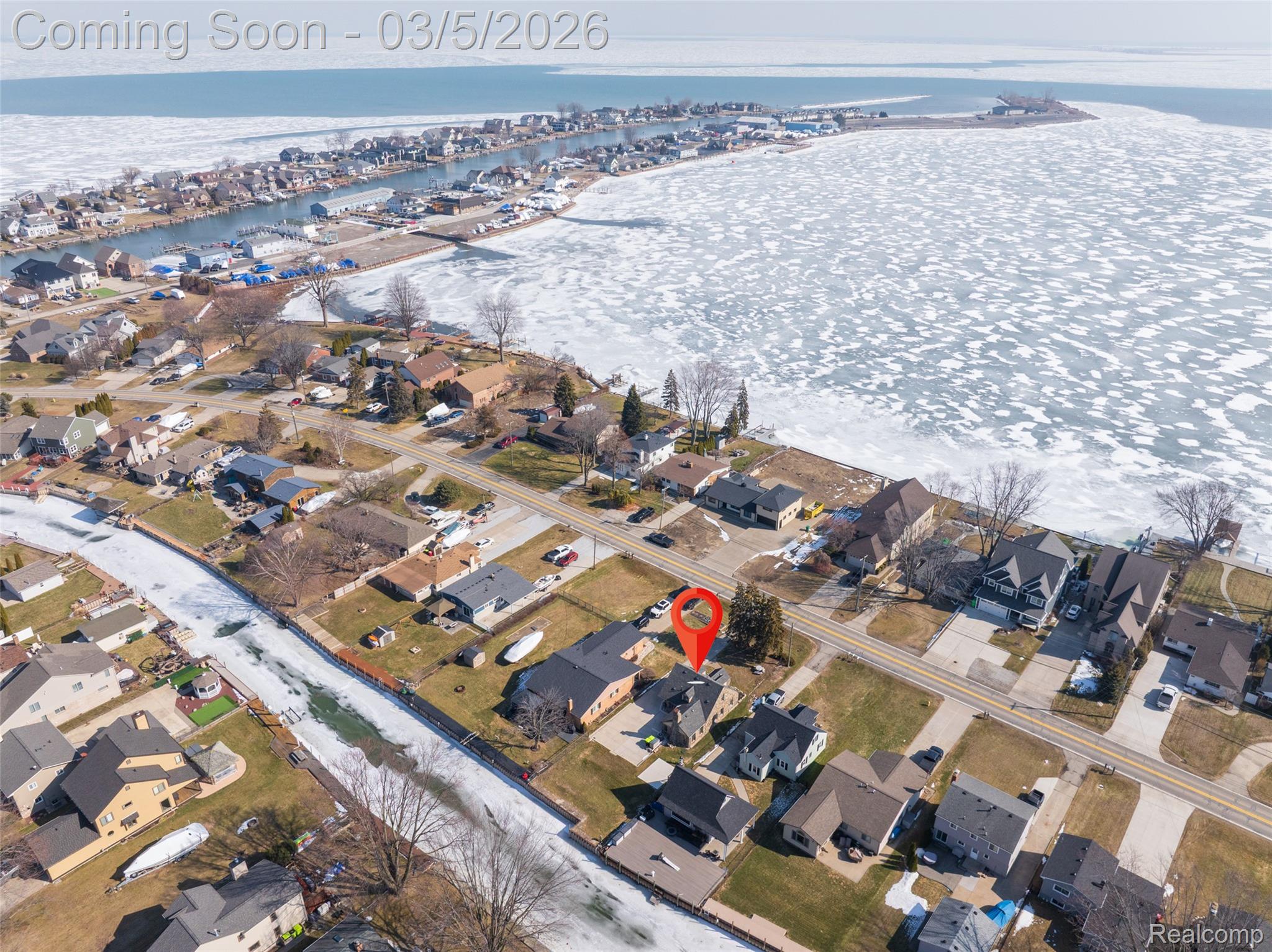 39401 Lakeshore Drive