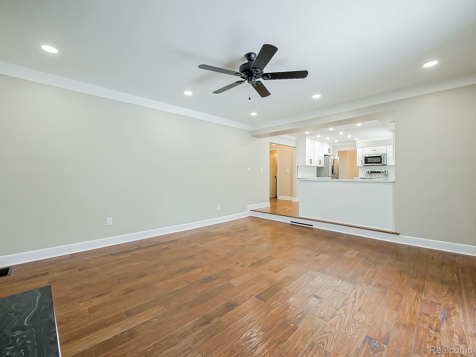 21964 Sunrise Boulevard