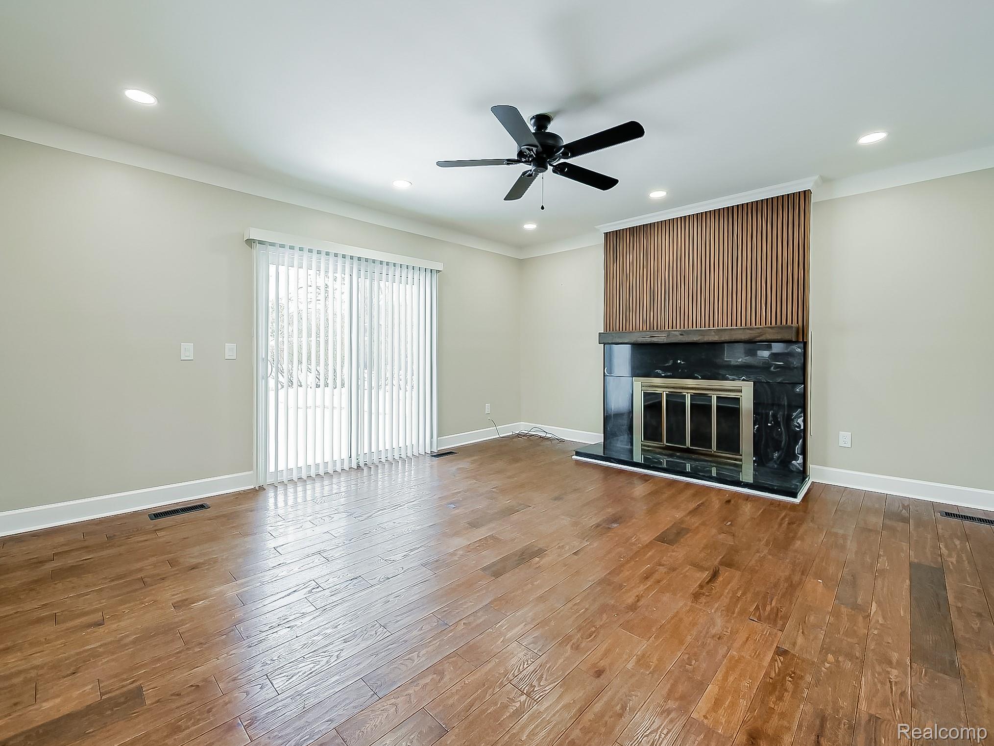 21964 Sunrise Boulevard