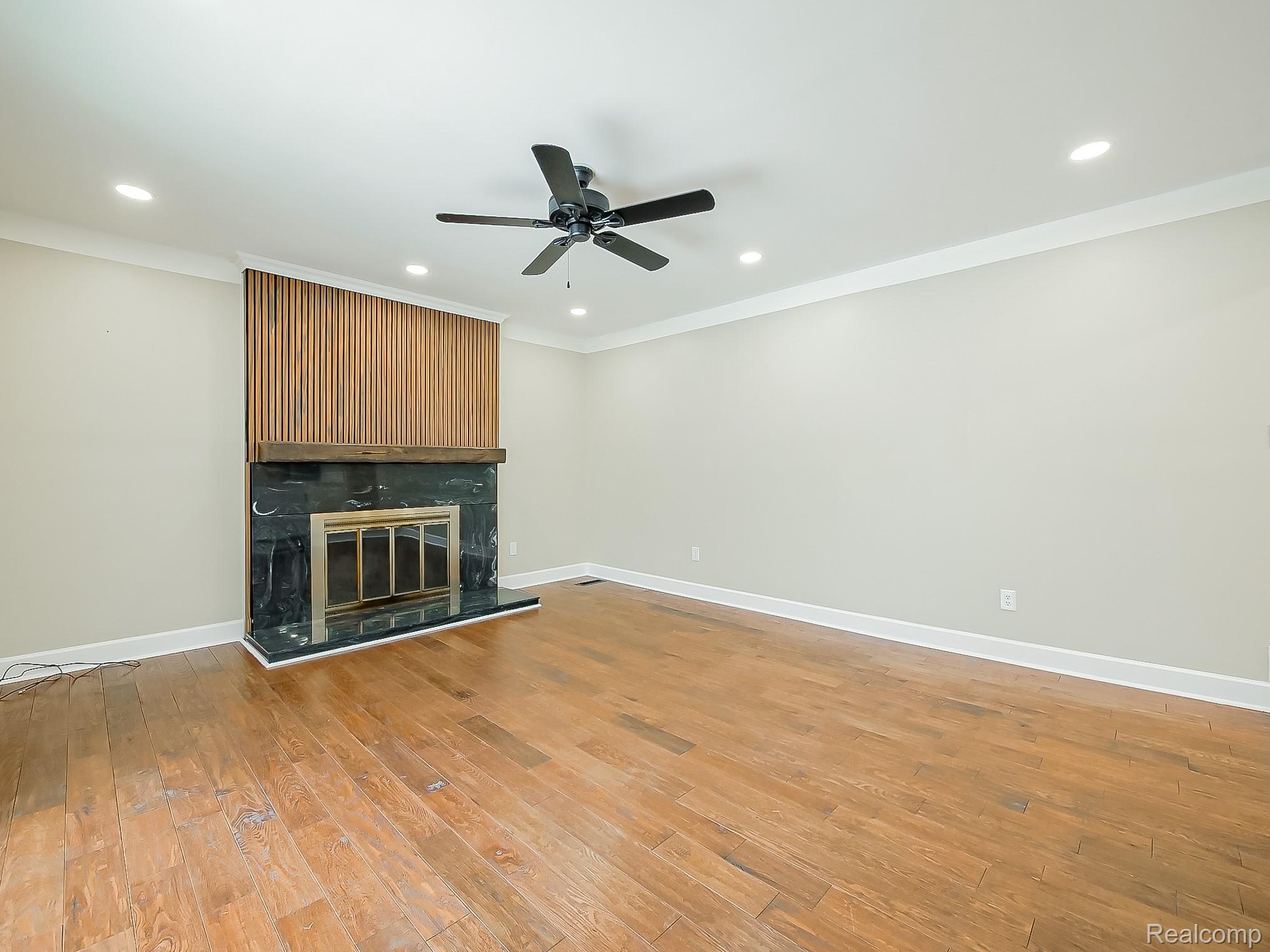 21964 Sunrise Boulevard