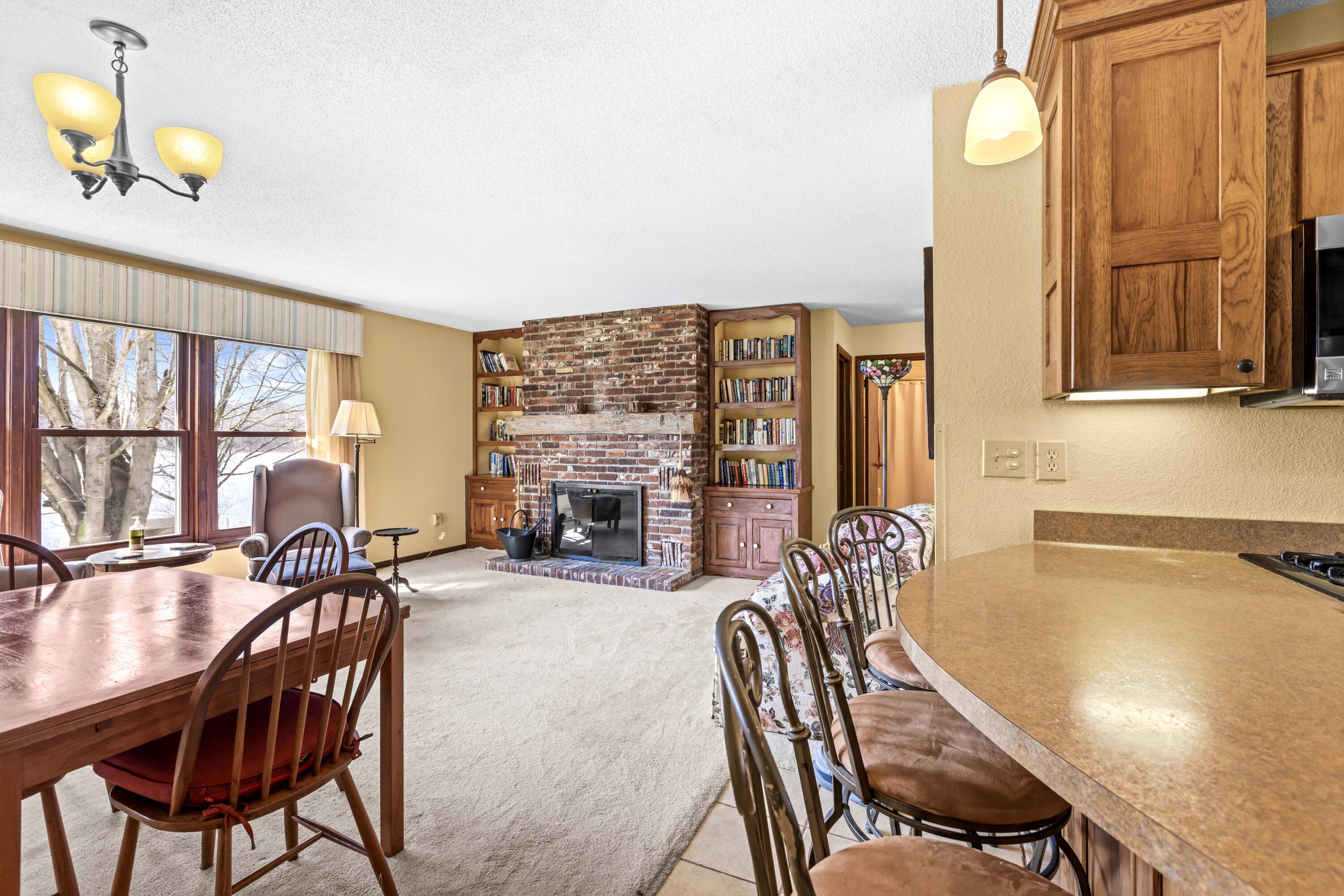 3865 Strawberry Hill Road