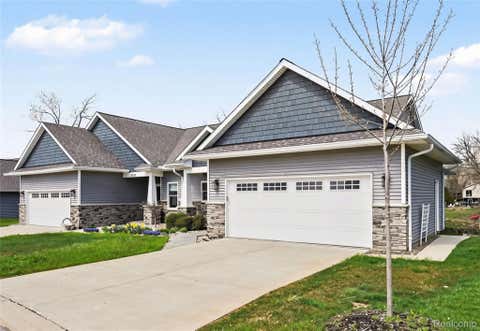 Photo of 13332 Julie Anne Court, Fenton Charter Township, MI 48430 (MLS # 20261059525)