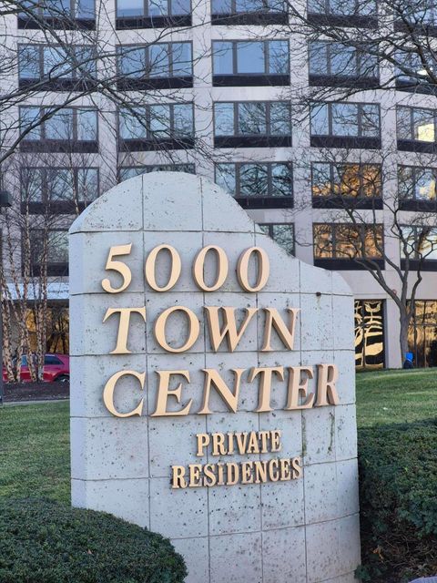 5000 S CIVIC Center Drive W Ste #1302 Southfield City MI 48075