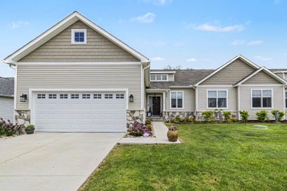 5725 Trail Side Lane Hamburg Township MI 48189