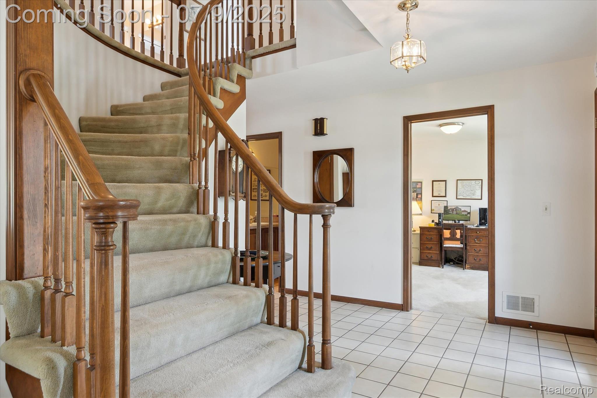48721 W Normandy Court