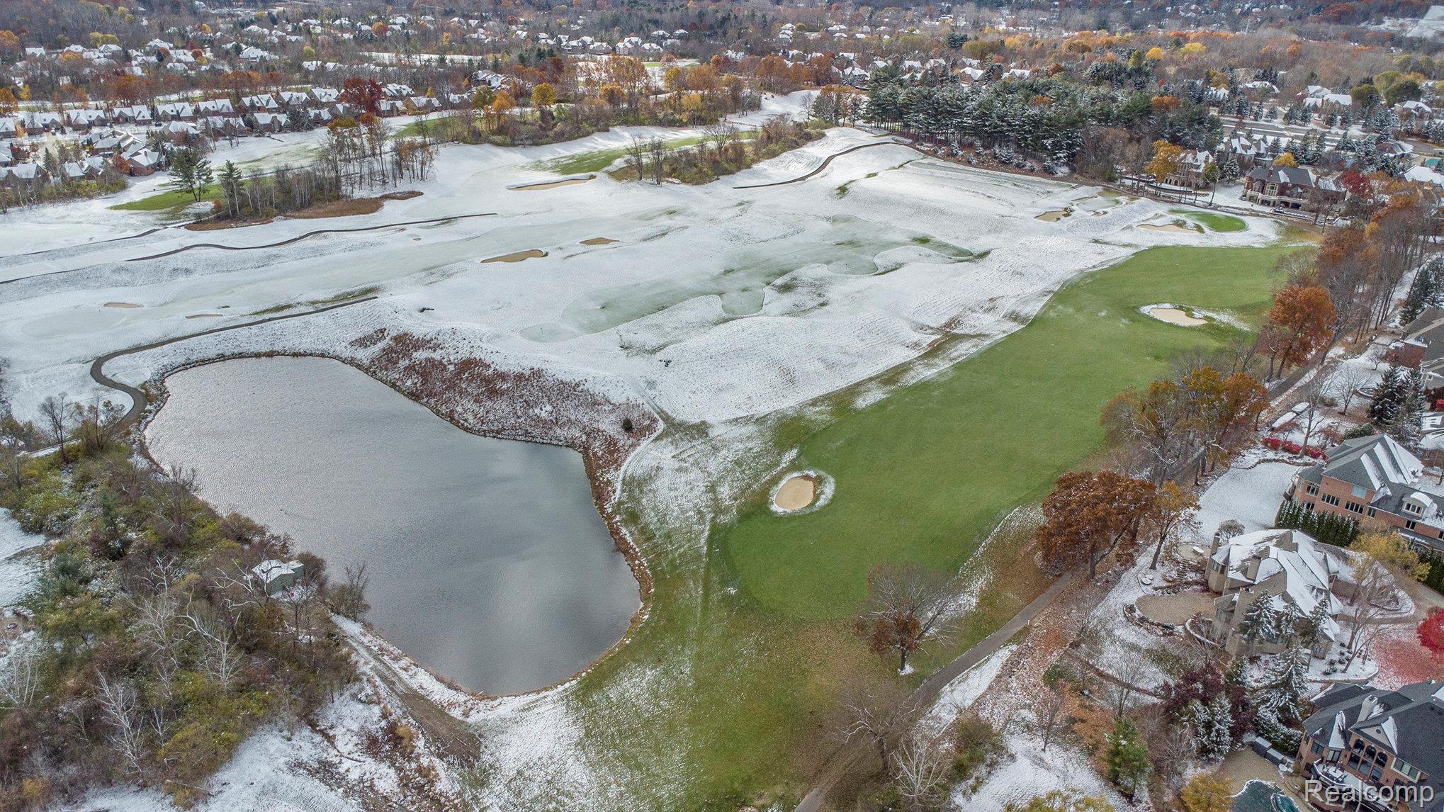 6997 Oakhurst Ridge Road