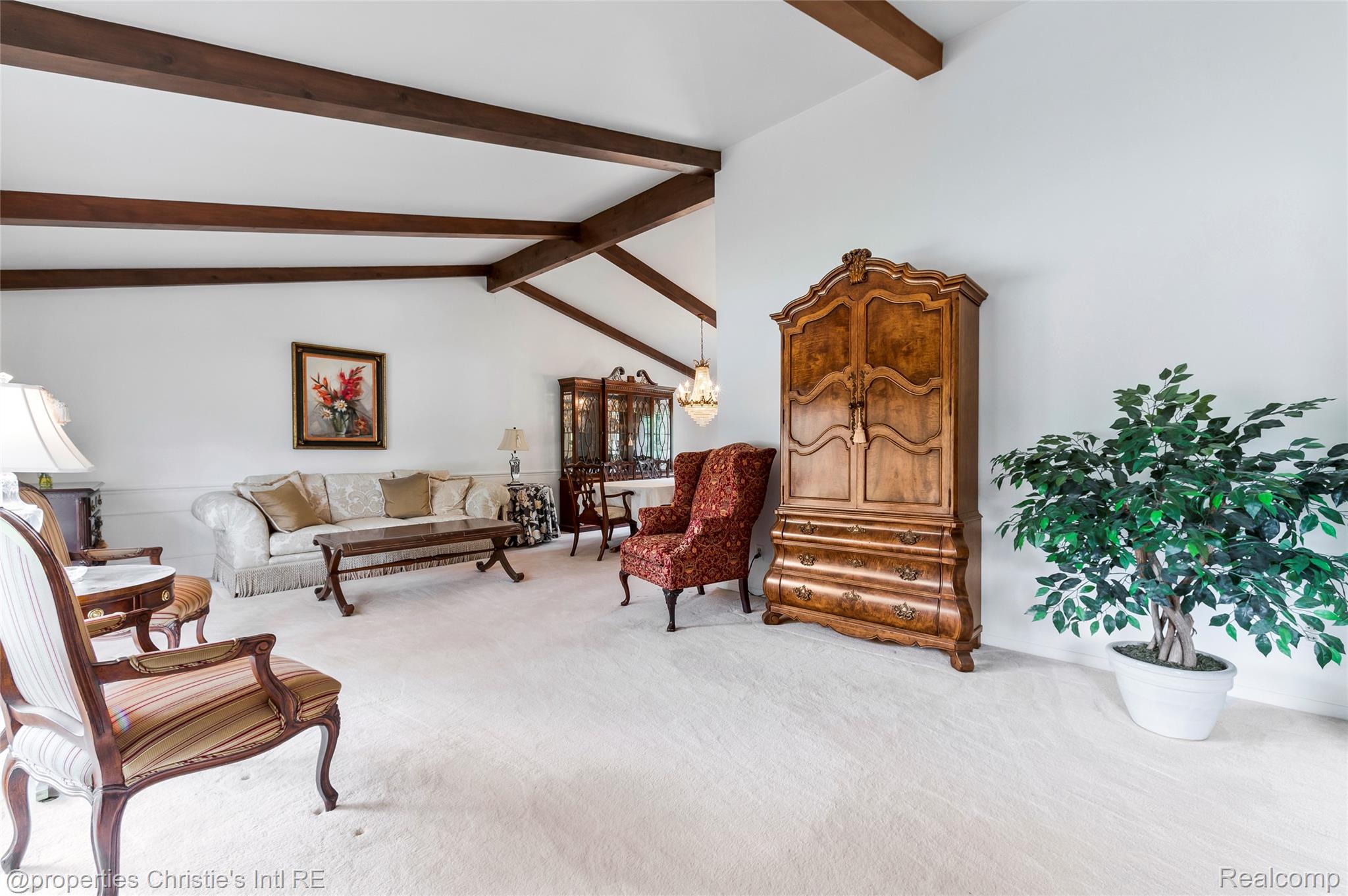 1342 Lake Crescent Drive