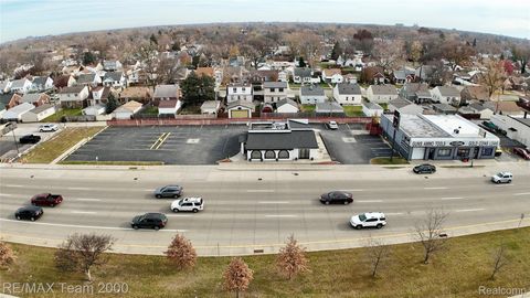 1297 Fort Street Wyandotte City MI 48192