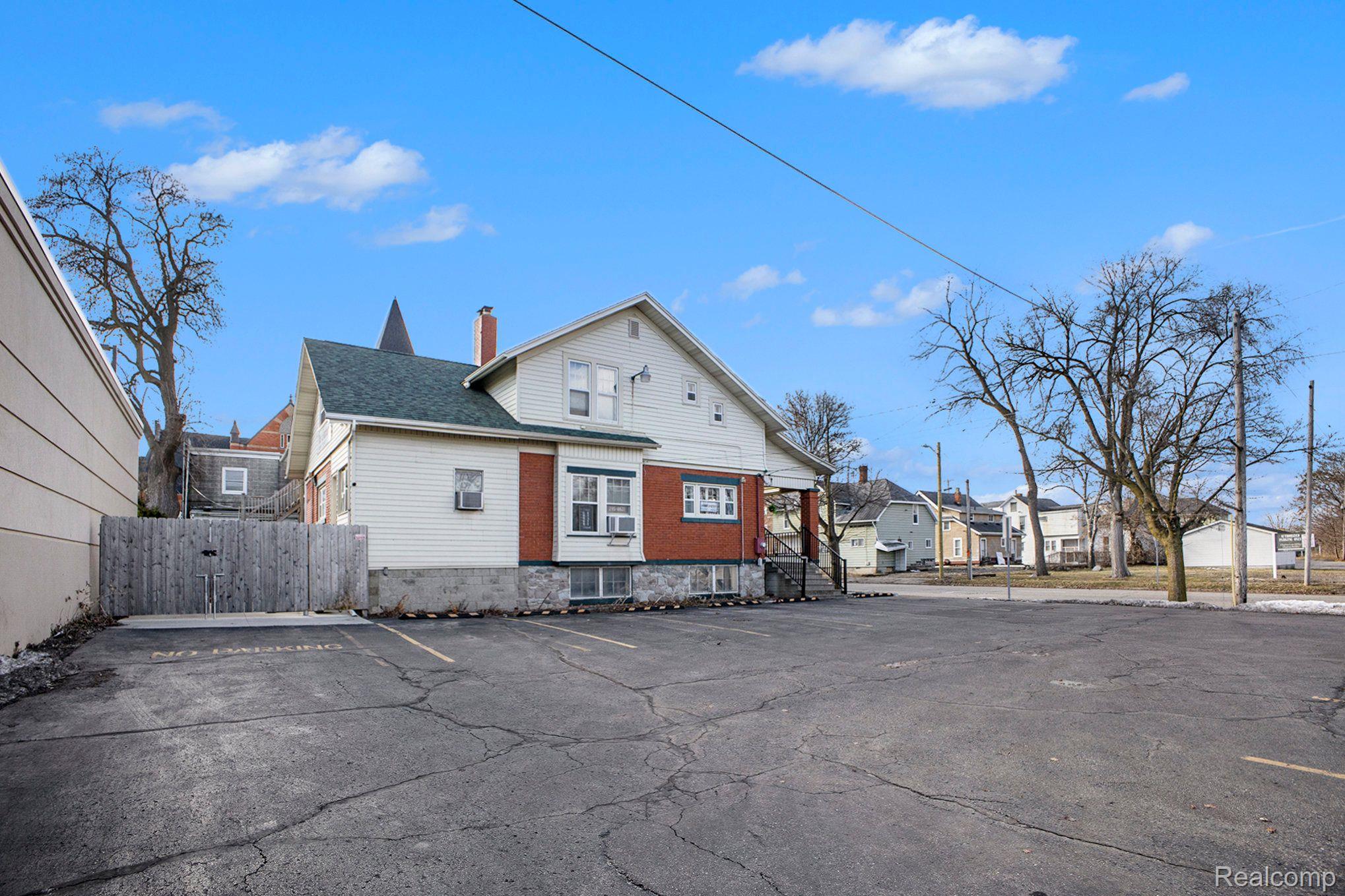 809 CHURCH Street