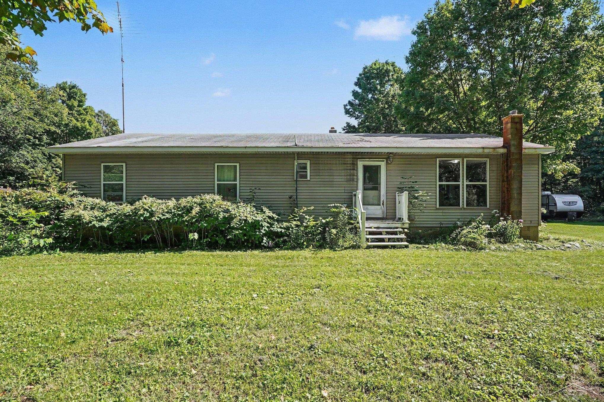 3714 N Finley Lake Avenue