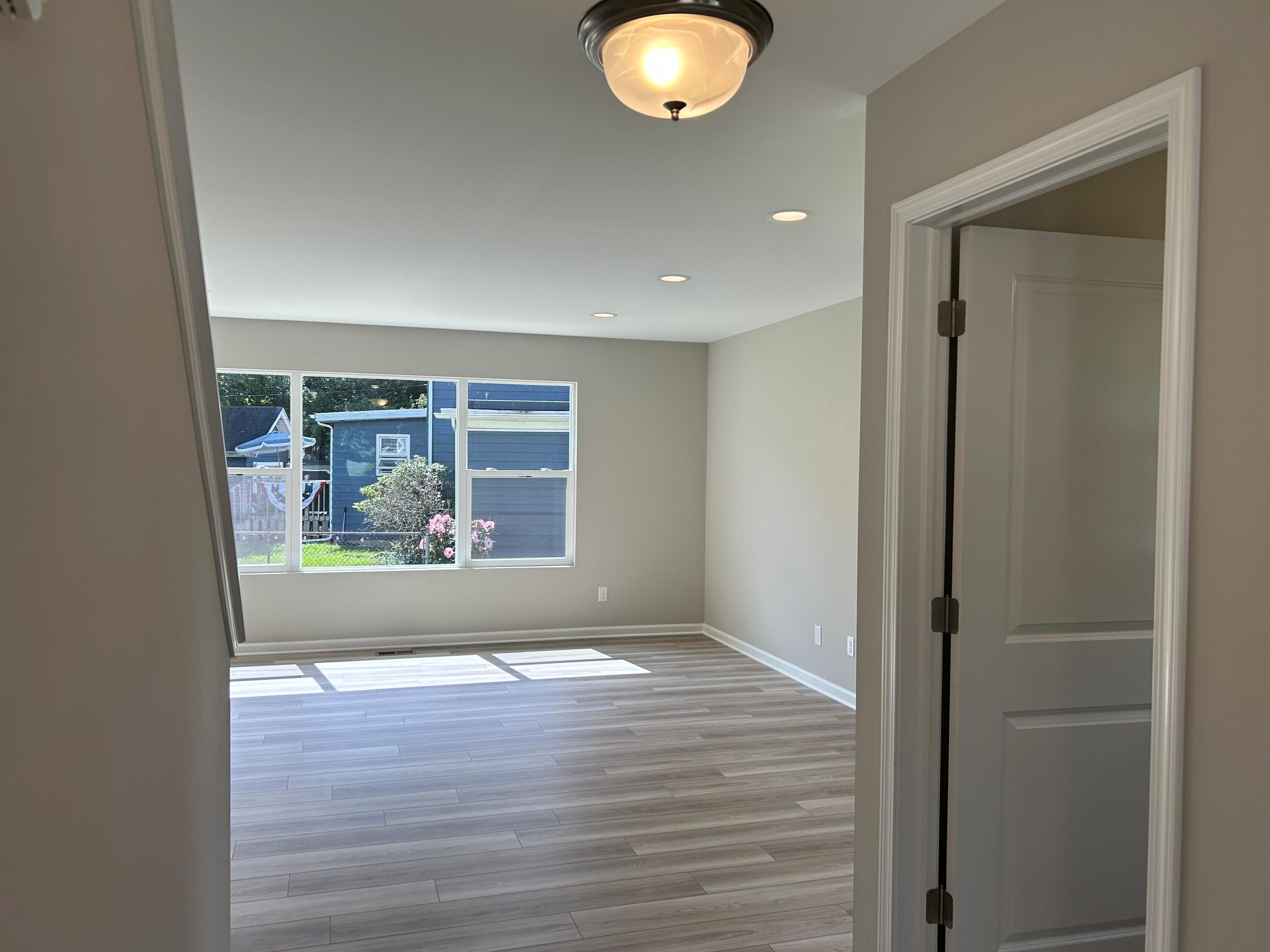 3445 Loren Drive