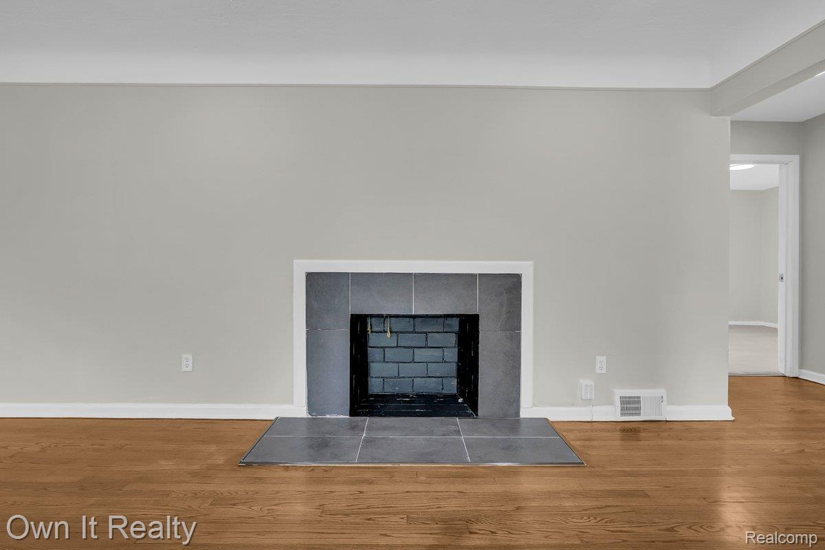 20154 Hubbell Street