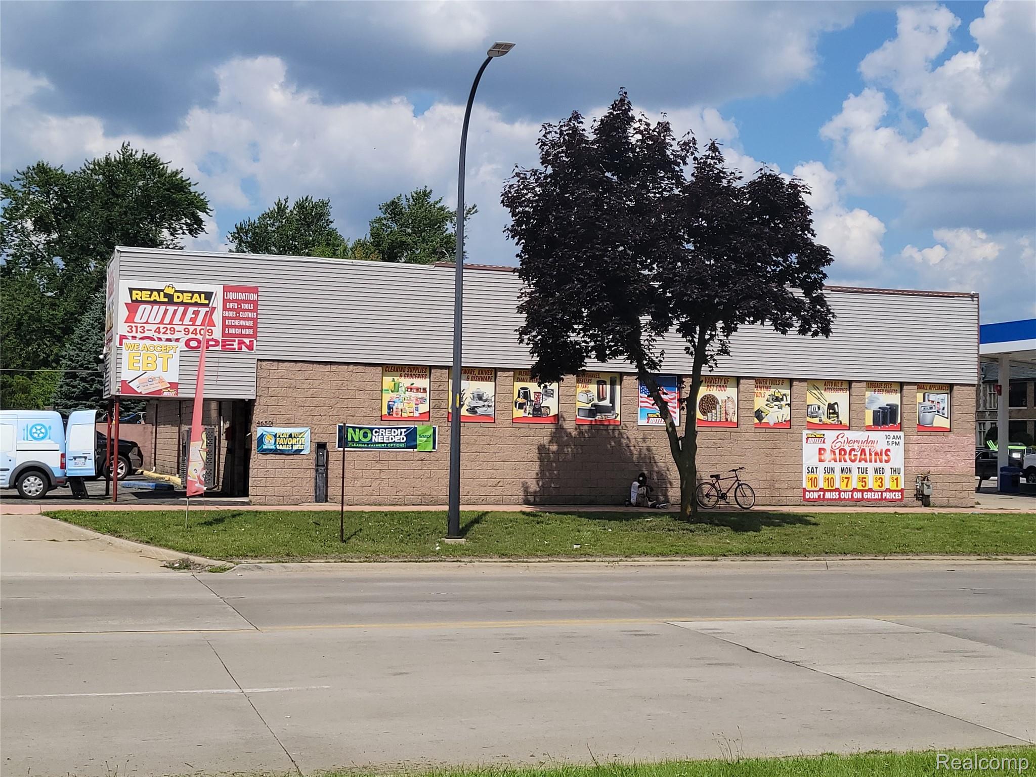 4650 S Beech Daly Street