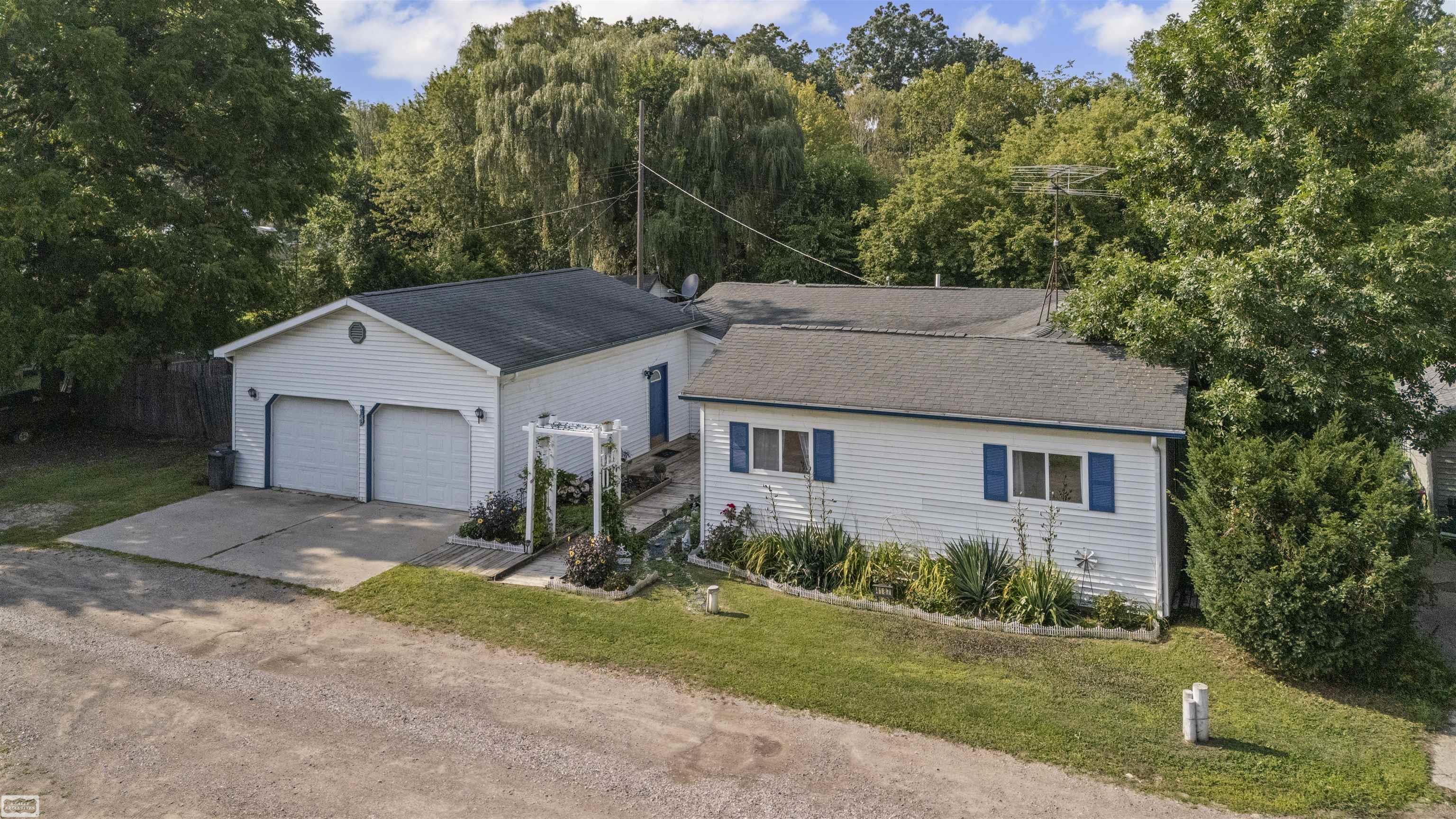 4187 Pleasant Drive