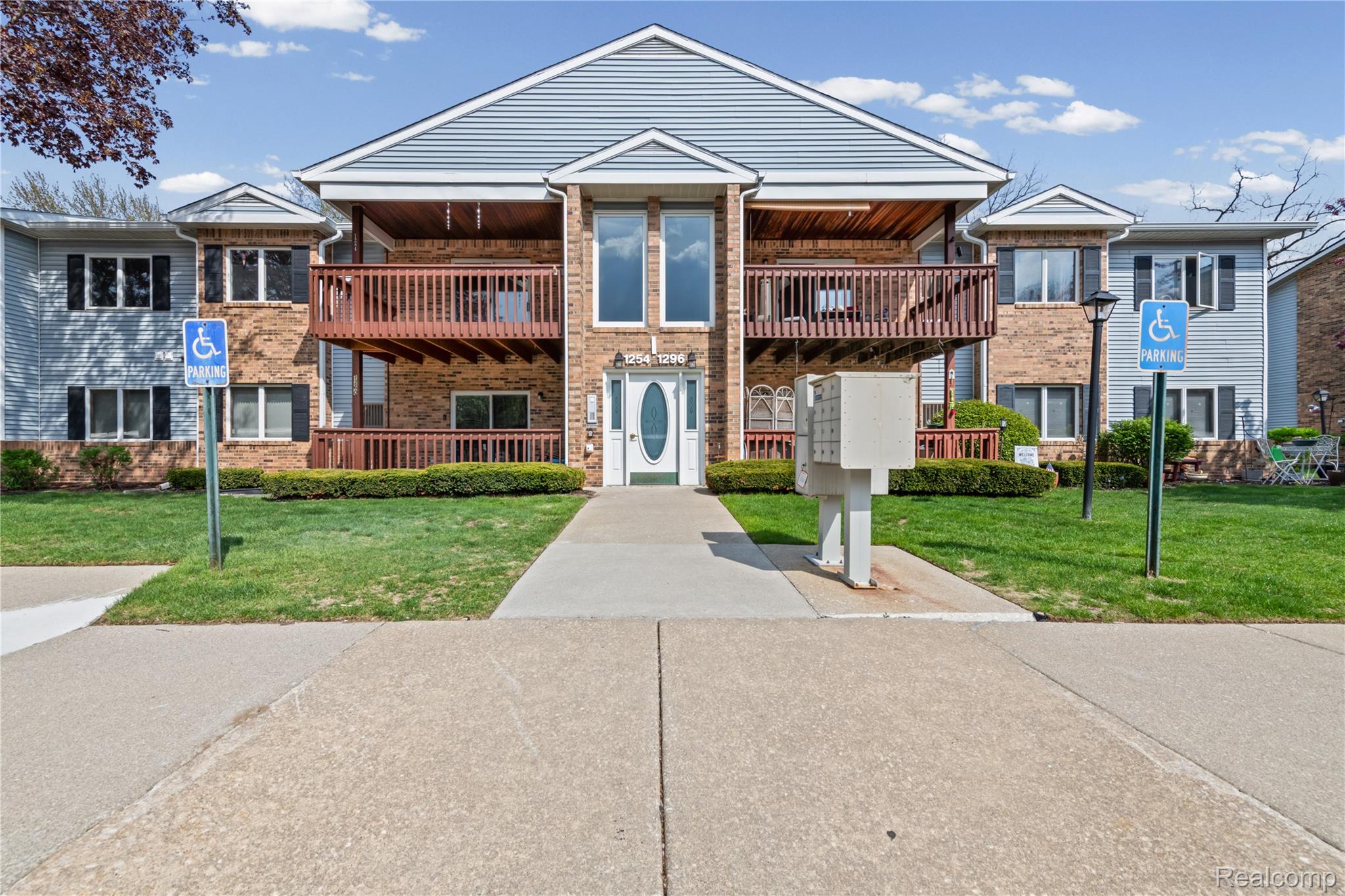 1284 Shoemaker Drive