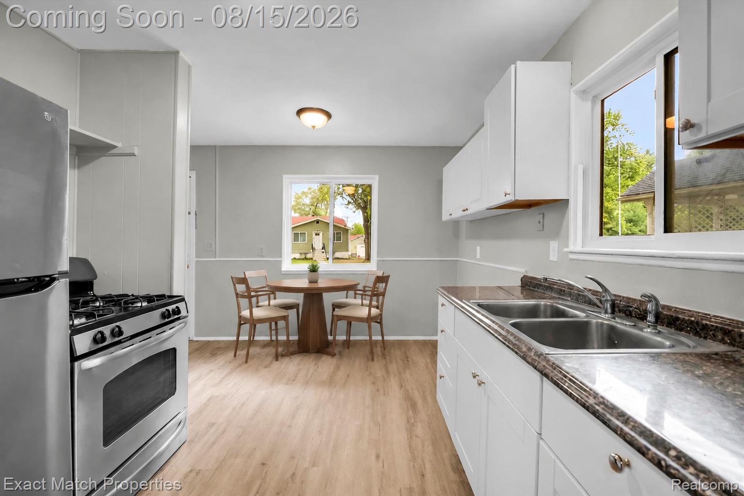 828 Sarasota Avenue