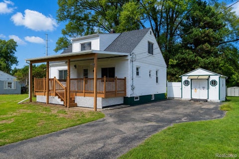 Tiny photo for 3363 E Pierson Road, Genesee Charter Township, MI 48506 (MLS # 20261069367)