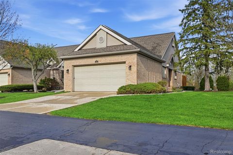 271 Edington Circle Canton Charter Township MI 48187