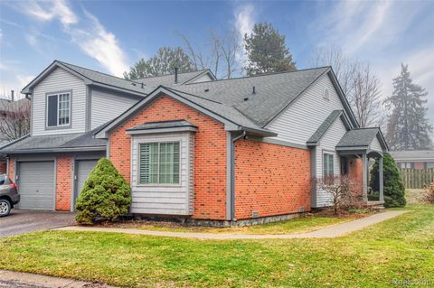 469 Winwood Circle 121 Walled Lake City MI 48390