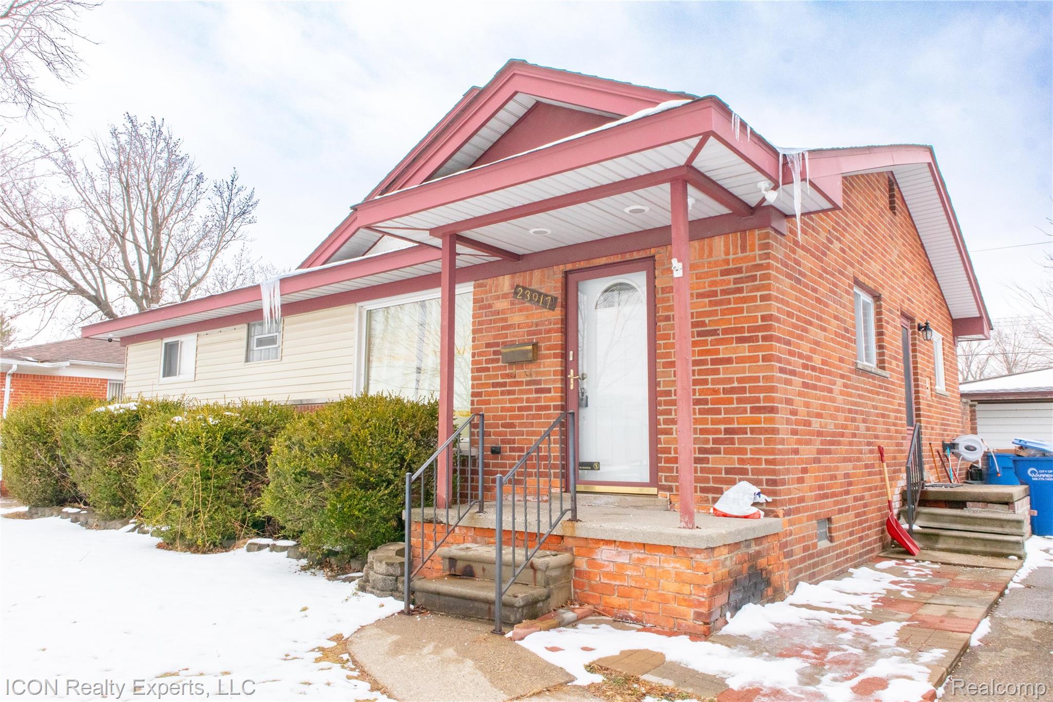 23917 Grunalt Avenue