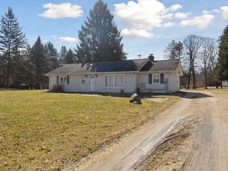 1700 COOLEY LAKE Road