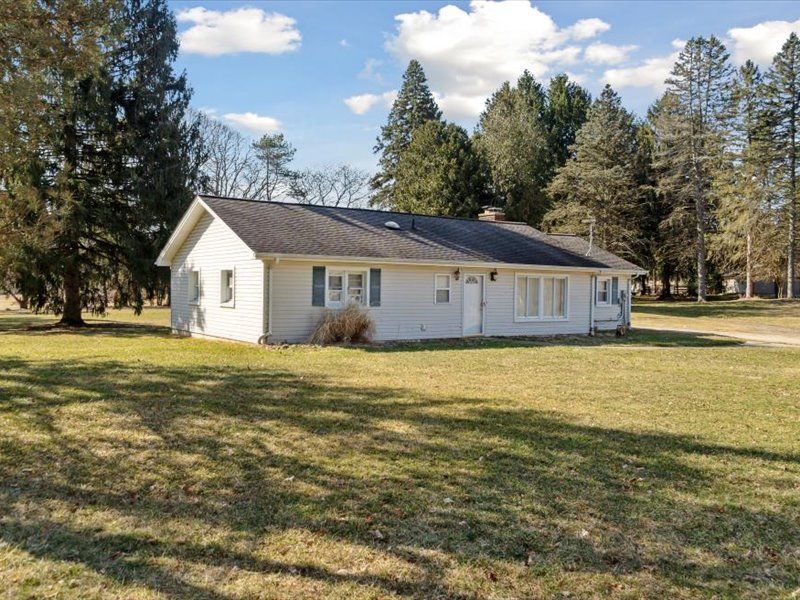 1700 COOLEY LAKE Road