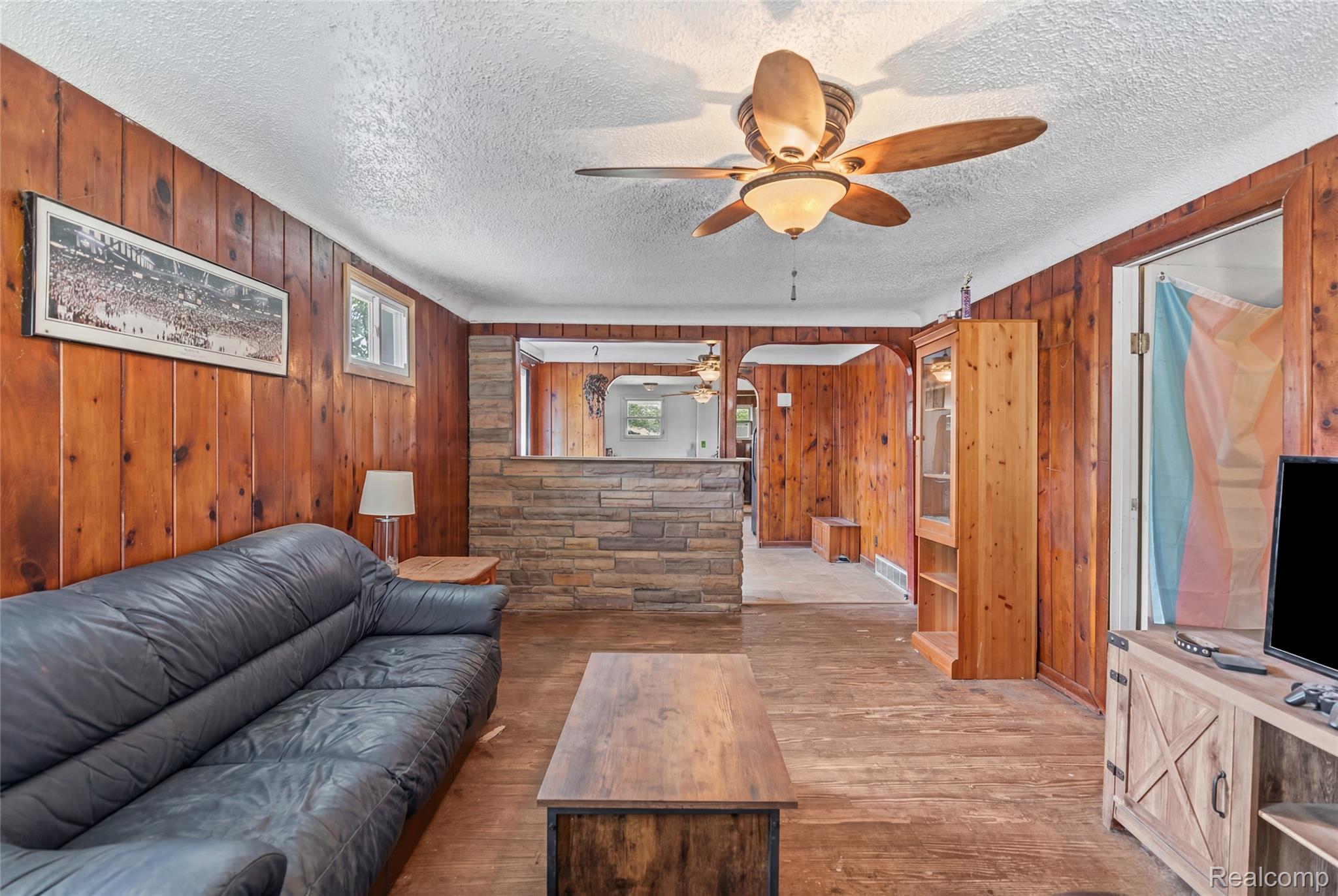 3385 N Genesee Road