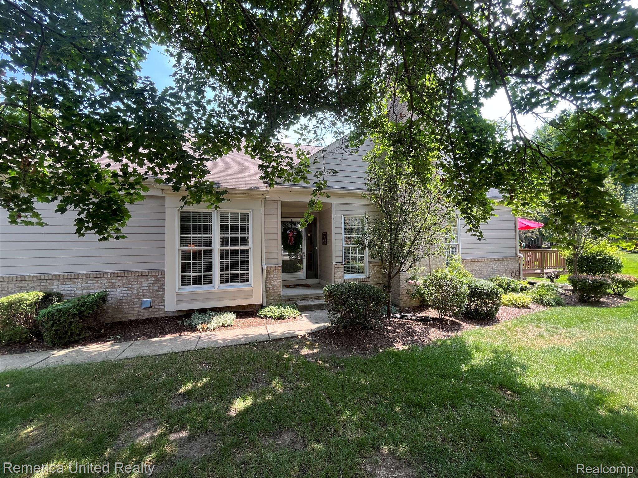 39677 MUIRFIELD Lane