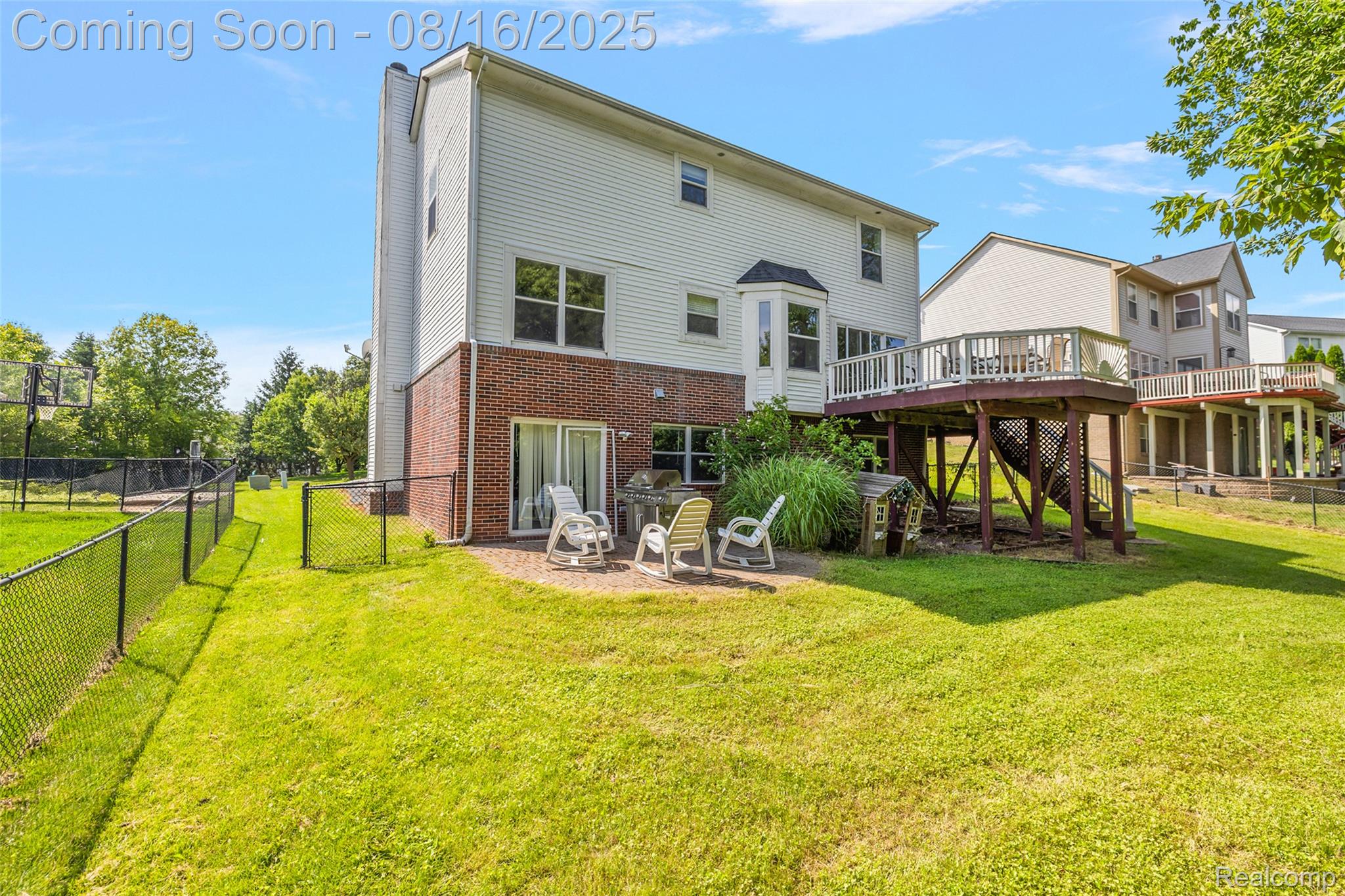 1924 Devonshire Drive
