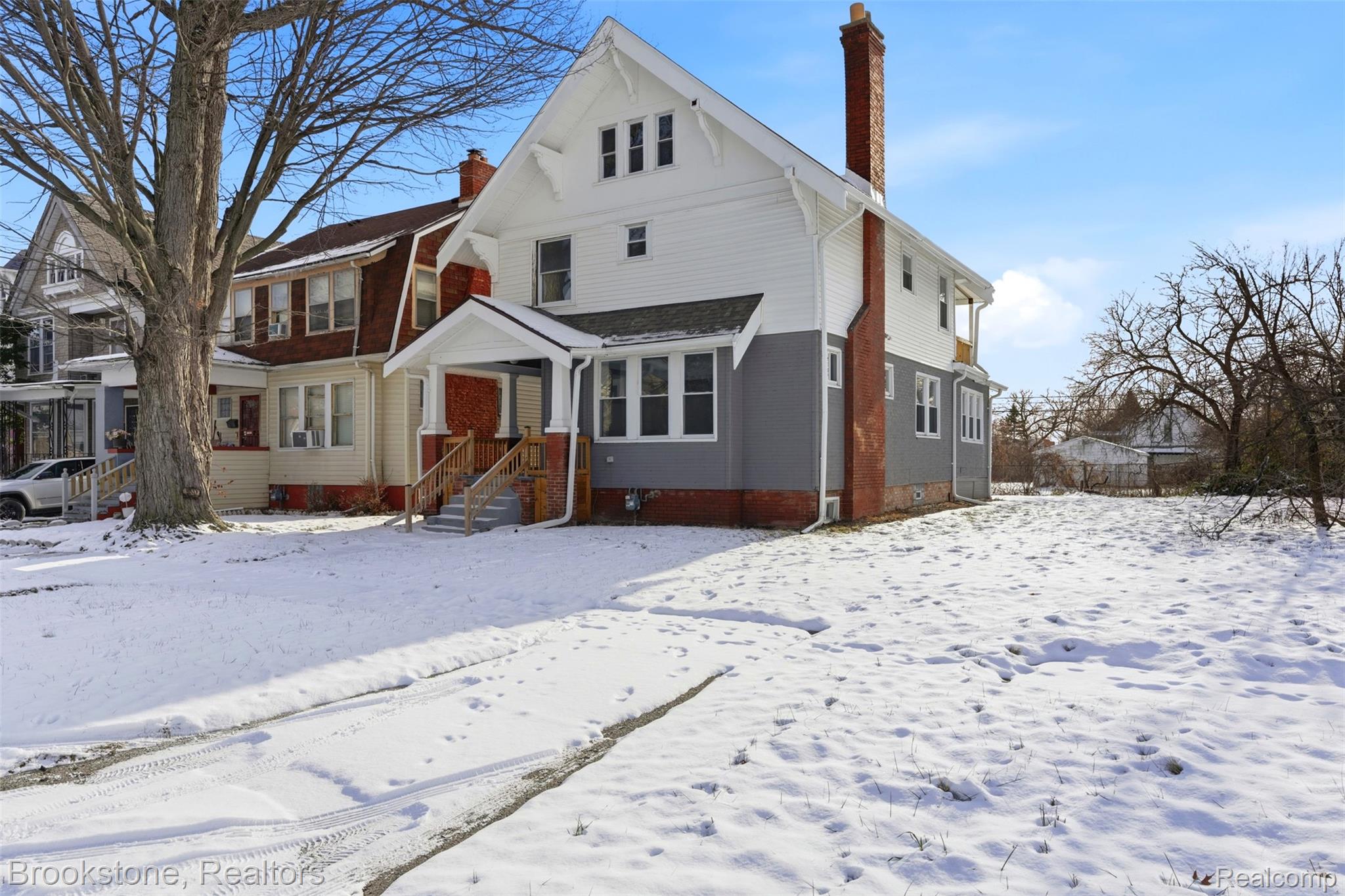 330 Westminster Street