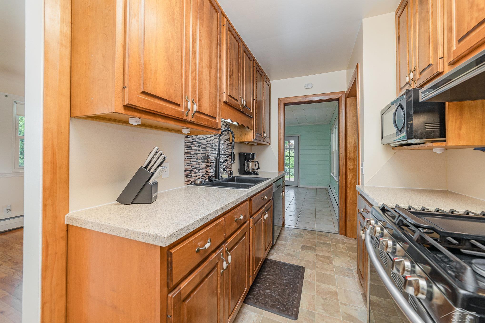 Saginaw Charter Township, Michigan 48638, United States, 3 Bedrooms Bedrooms, ,1 BathroomBathrooms,Residential,Active,207525