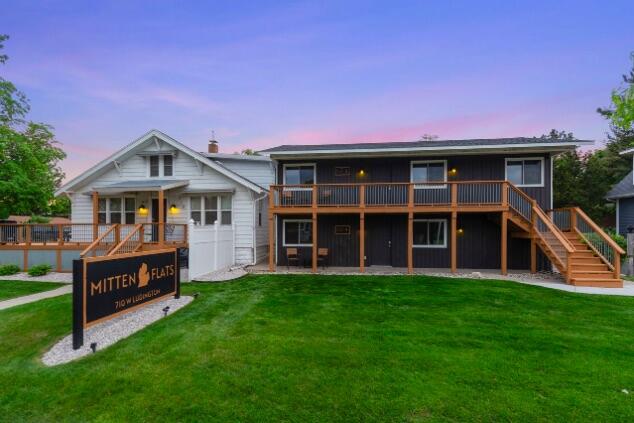 710 W LUDINGTON Avenue