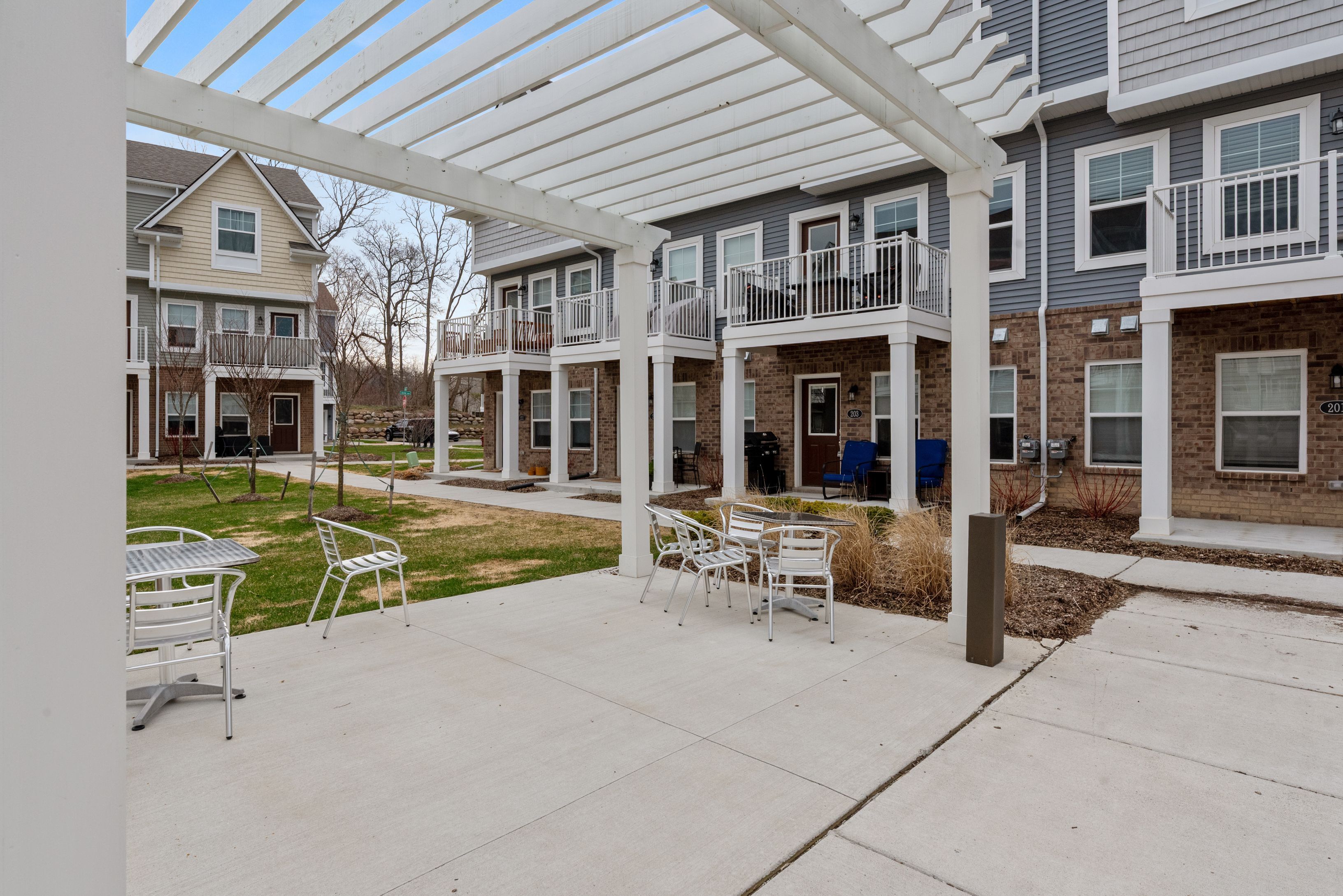 203 SEAN Street