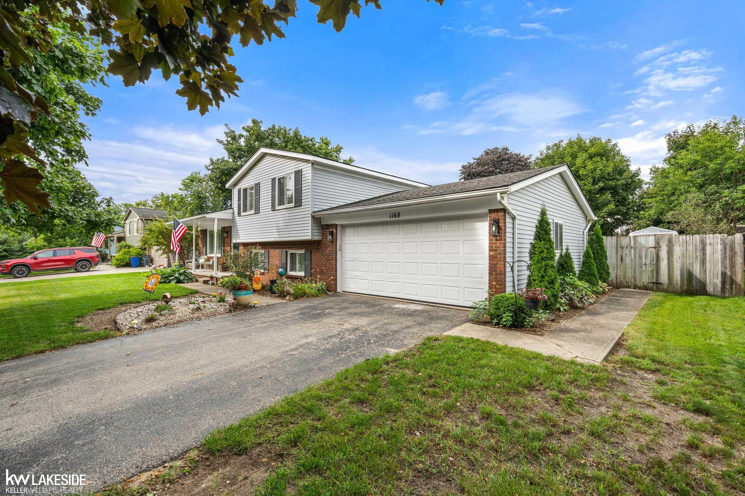 1168 Keble Lane