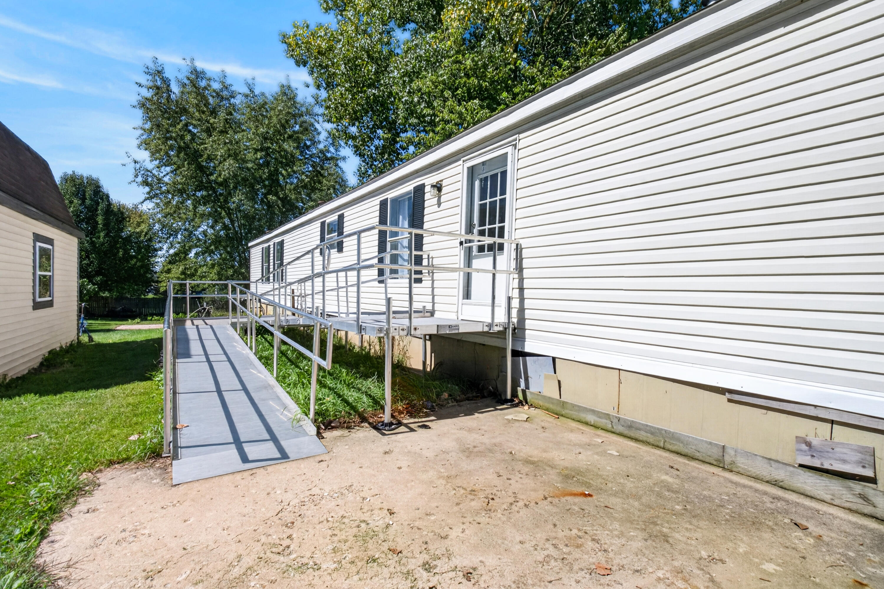 1717 9 Mile Road