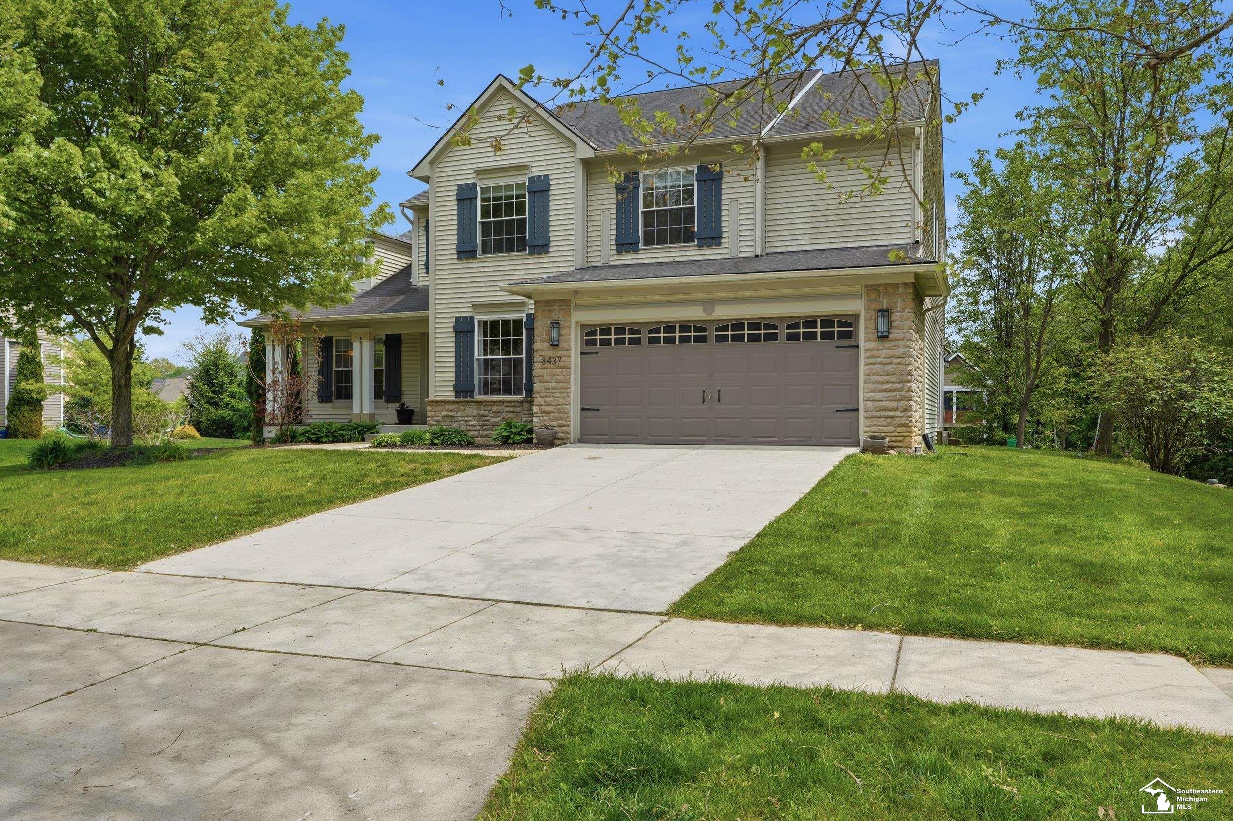 8437 Parkridge Drive