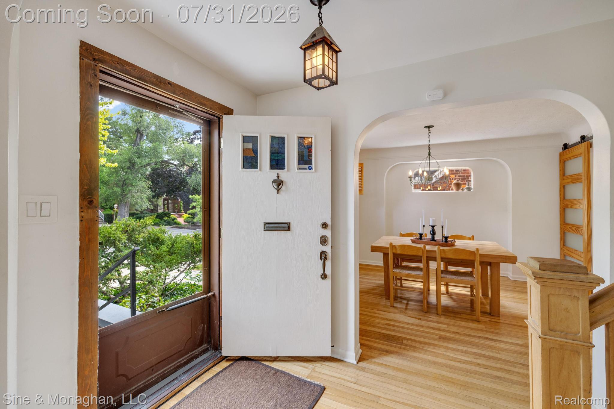 417 CLOVERLY Road