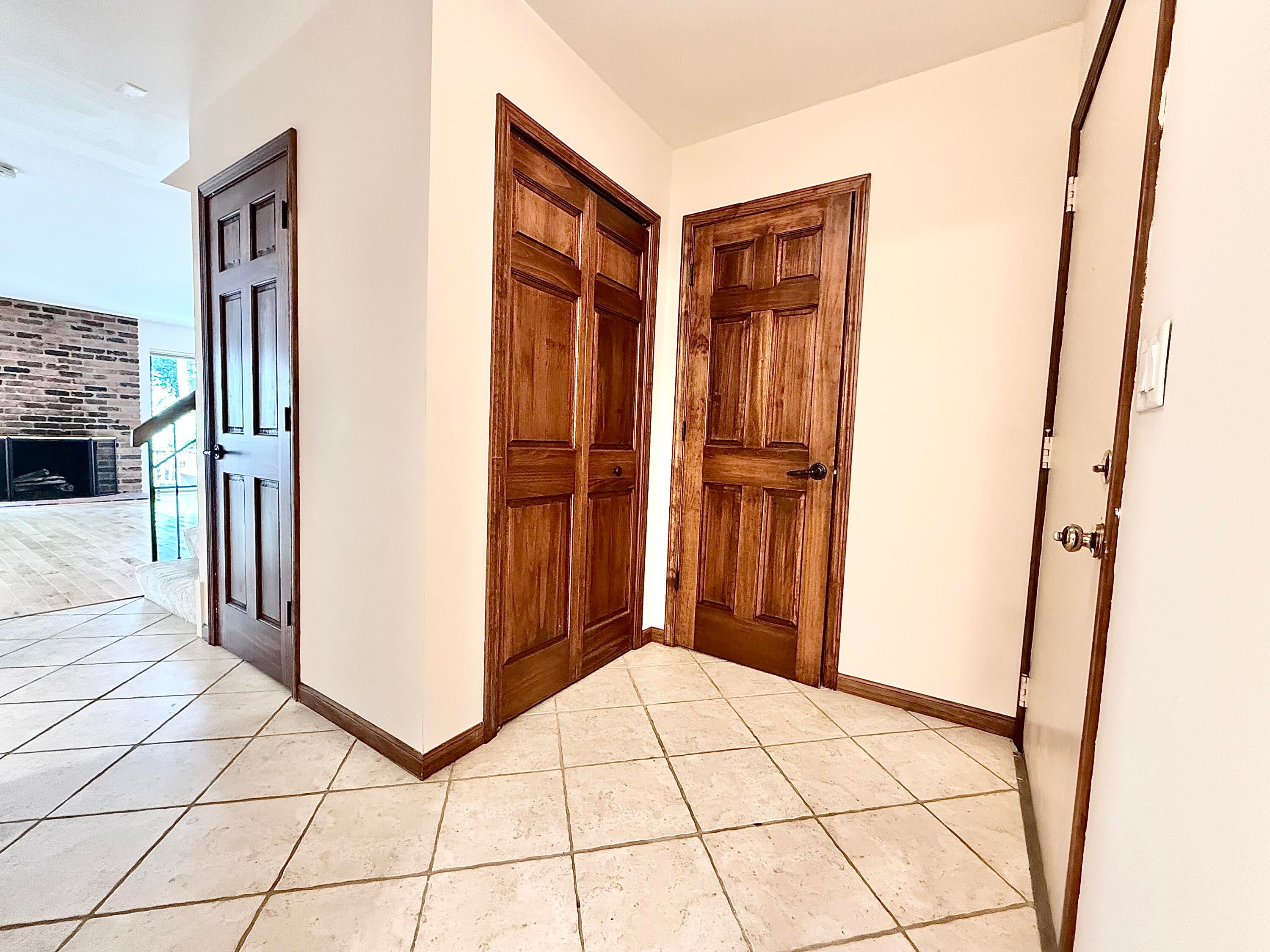 1046 Greenhills Drive