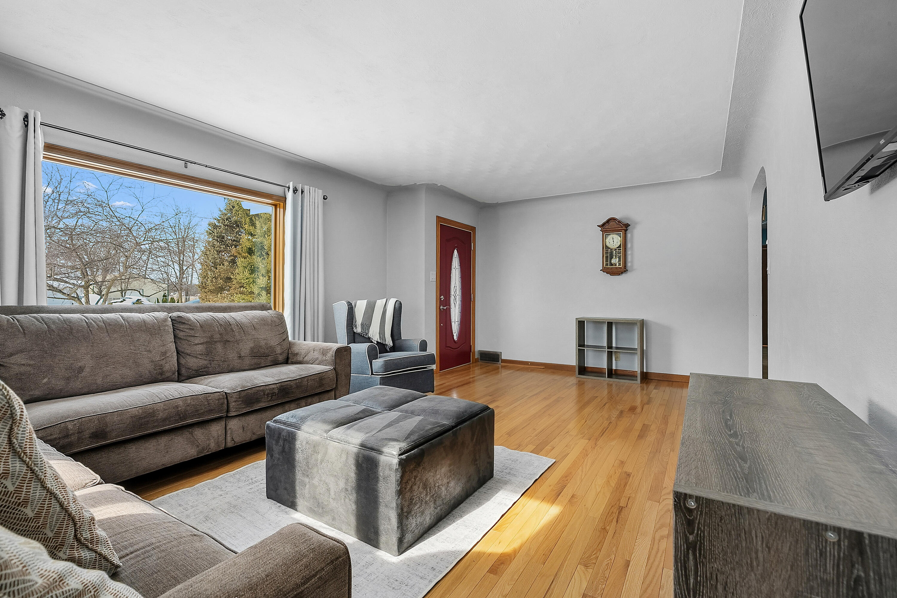 134 N Robin Avenue N