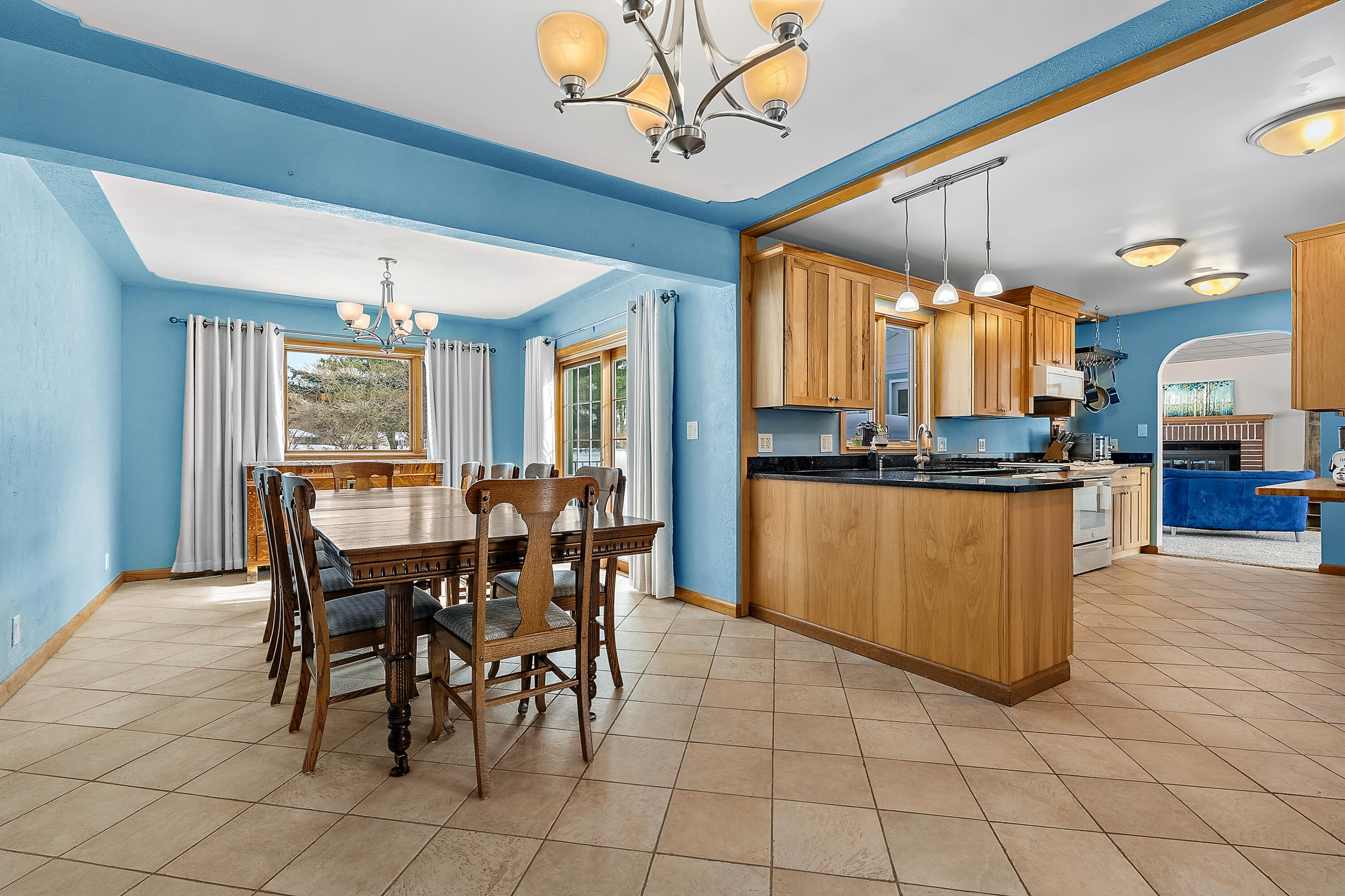 134 N Robin Avenue N