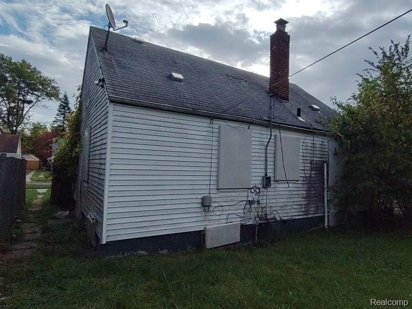 17305 Winston Street