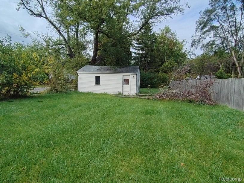 17305 Winston Street