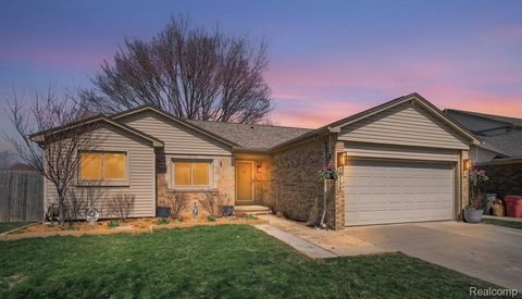 20755 Cannon Drive Clinton Charter Township MI 48038