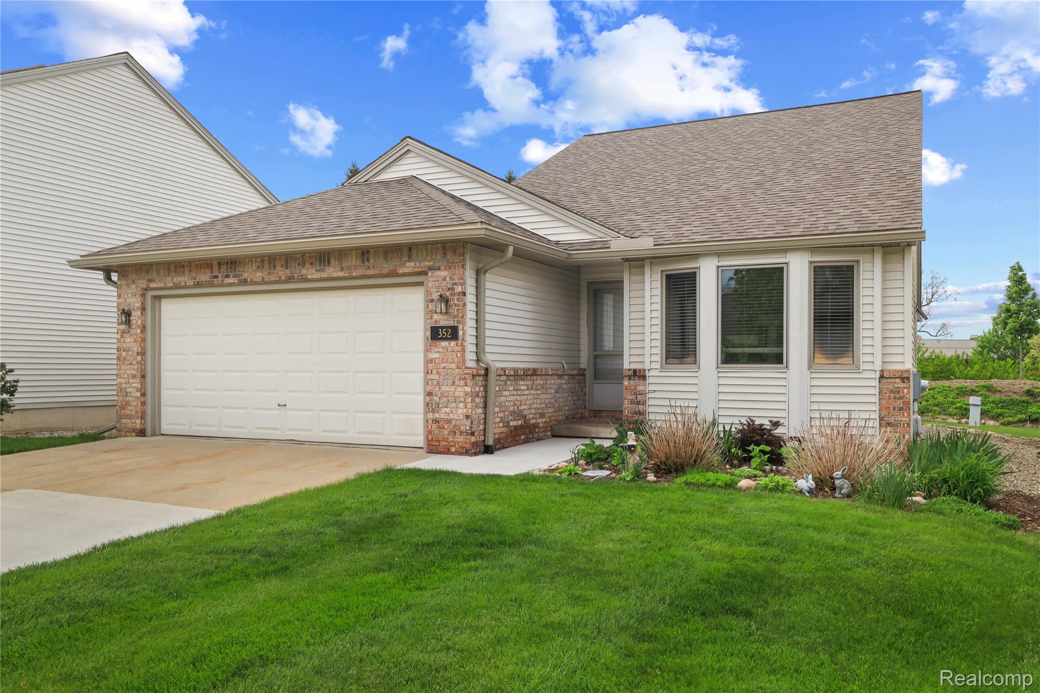 352 Cottonwood Lane 82