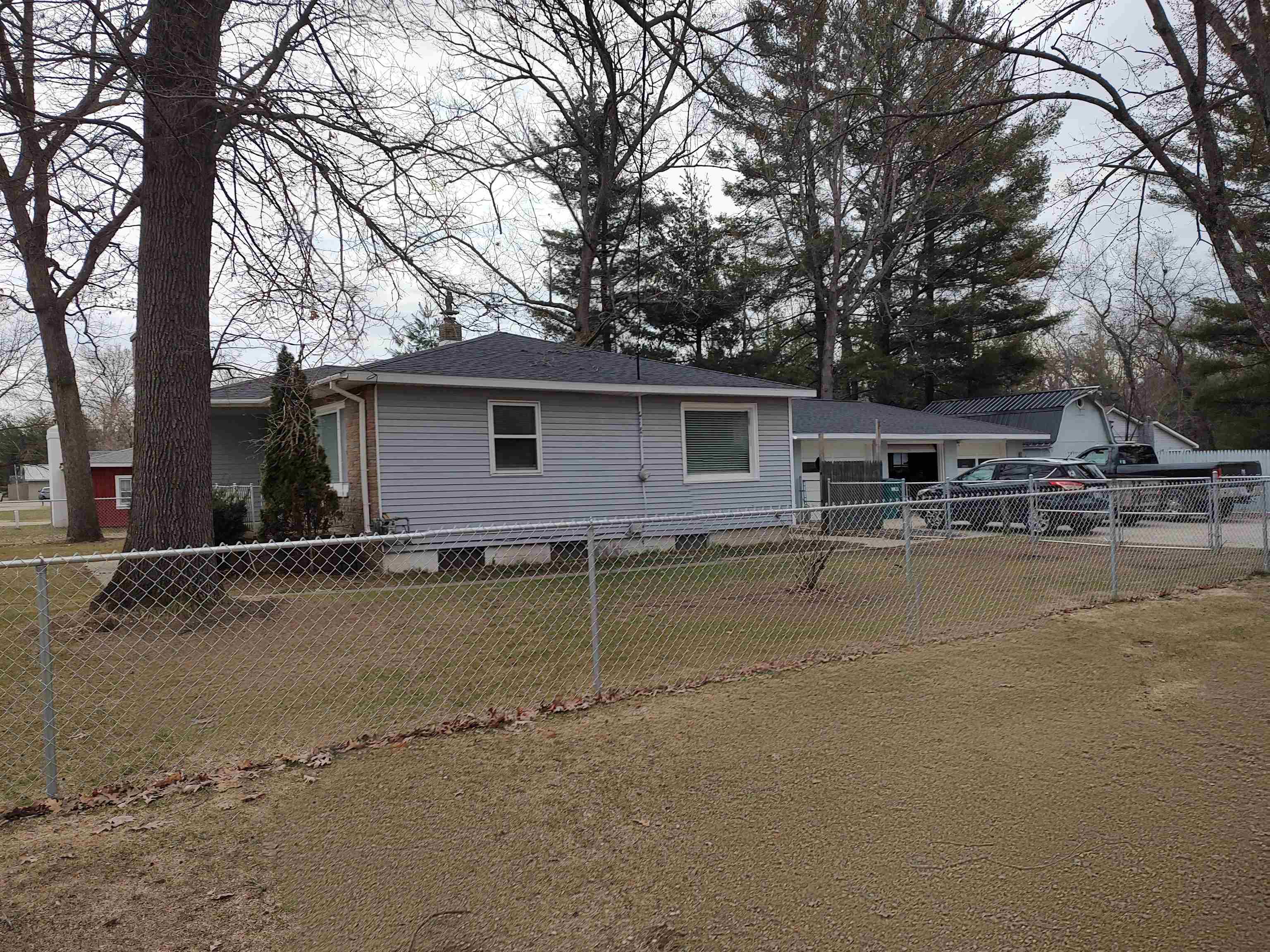 2162 Greenwood Road
