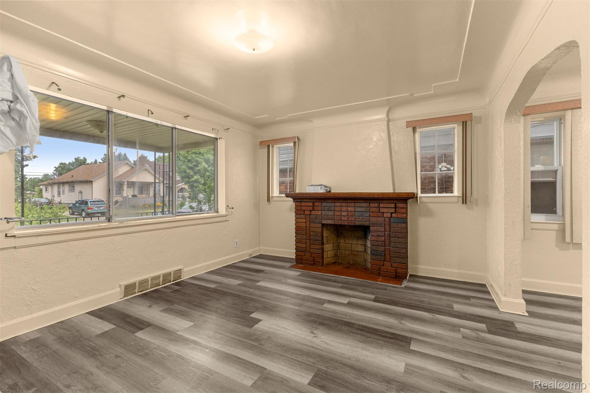 7444 Kendal Street