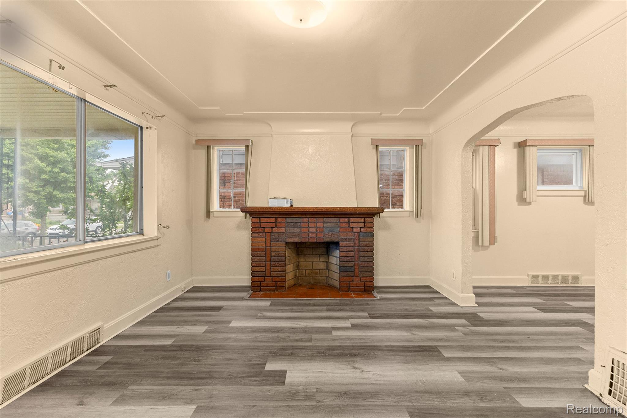 7444 Kendal Street